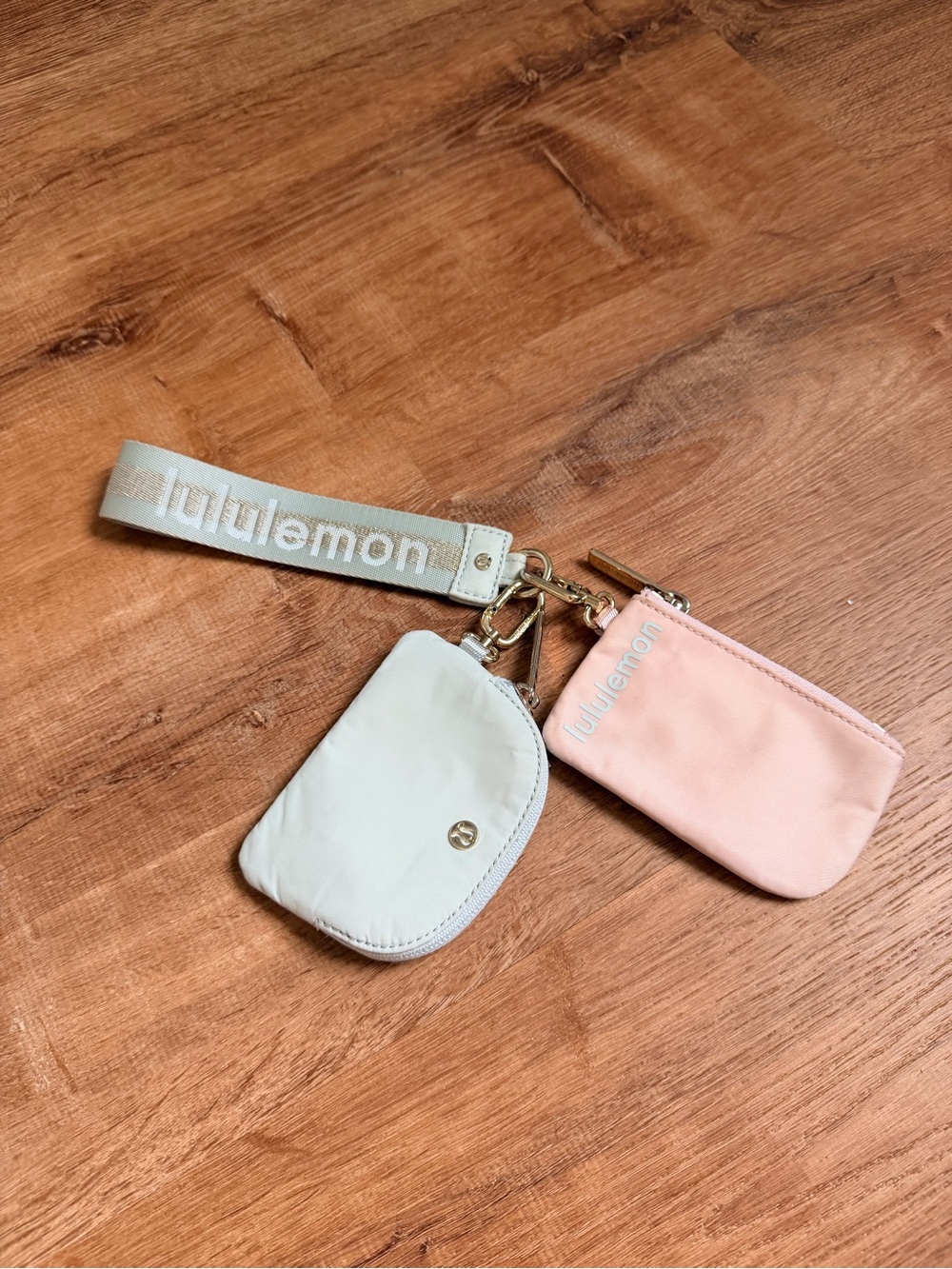 lululemon Dual Pouch Wristlet new nwot